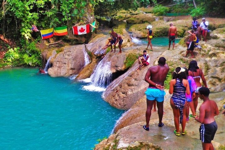Blue Hole Steep View